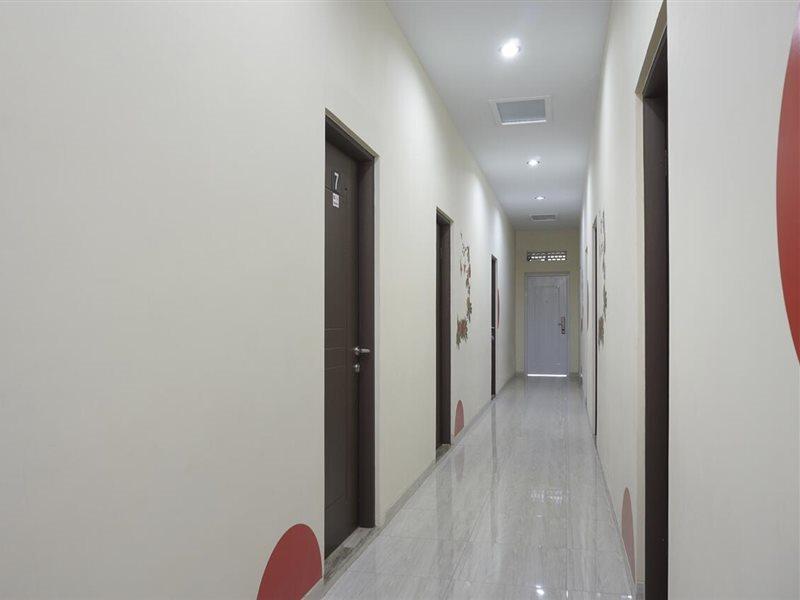 Super Oyo 90033 Dehome Family Mlati Exterior foto